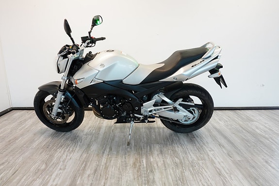 Suzuki GSR 600 Räntefritt /Hemleverans/ Inbyte 4 of 8