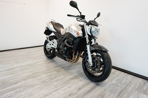 Suzuki GSR 600 Räntefritt /Hemleverans/ Inbyte 2 of 8