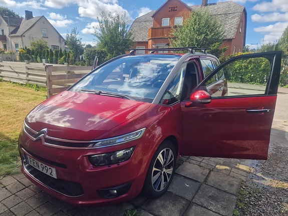 Citroen Grand C4 Picasso 4 of 9