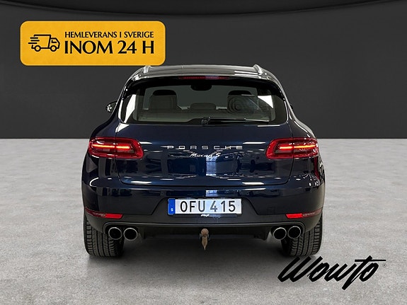 Porsche Macan S 5 of 17