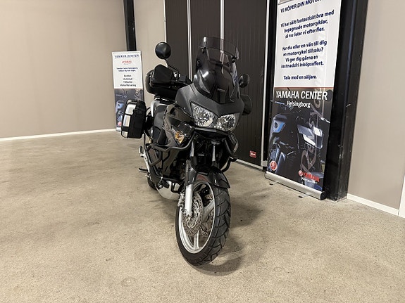 Honda XL1000VA Varadero 1000, fint utrustad 6 of 8