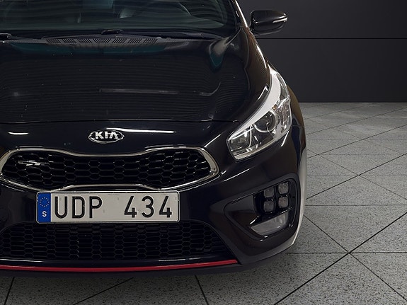 Kia ProCeed 9 of 30
