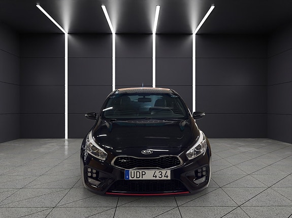 Kia ProCeed 8 of 30