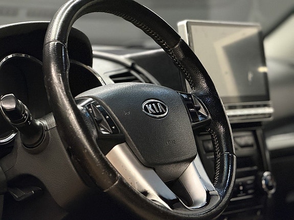 Kia Sorento 16 of 27
