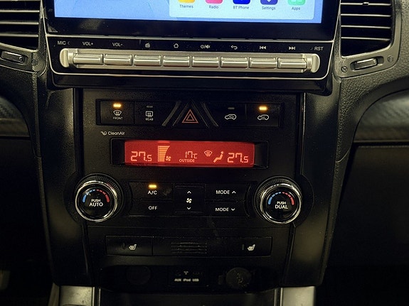 Kia Sorento 27 of 27