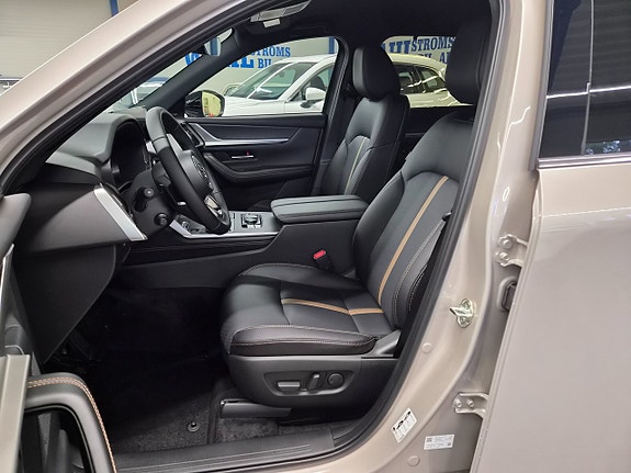 Mazda CX-80 7 of 14