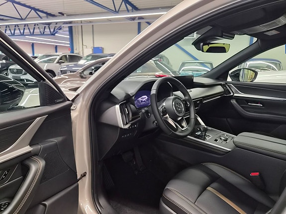 Mazda CX-80 8 of 14