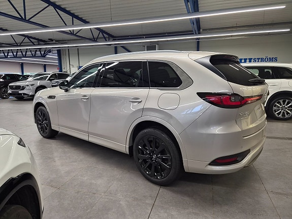 Mazda CX-80 3 of 14