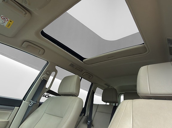 Mitsubishi Pajero 10 of 30