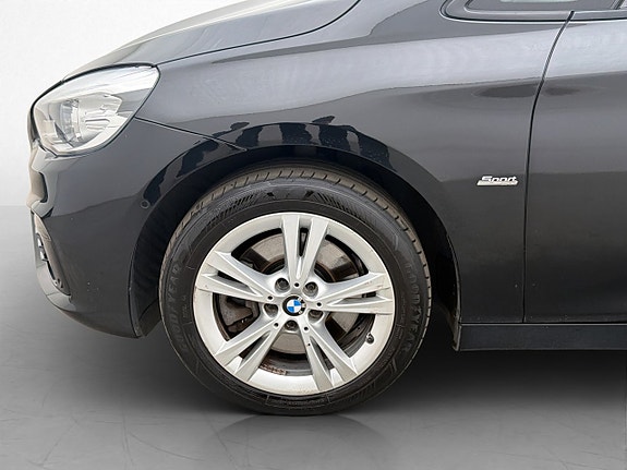 BMW 220d 30 of 30