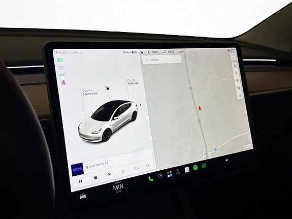 Tesla Model 3 18 of 30