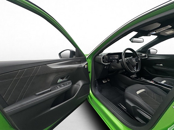 Opel Mokka-e 11 of 30