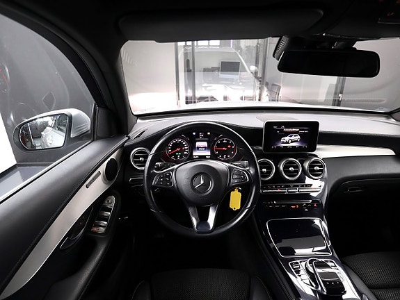 Mercedes-Benz GLC220 d 22 of 30