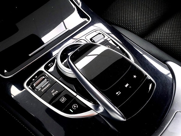 Mercedes-Benz GLC220 d 21 of 30