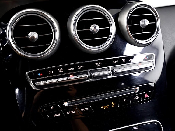 Mercedes-Benz GLC220 d 20 of 30