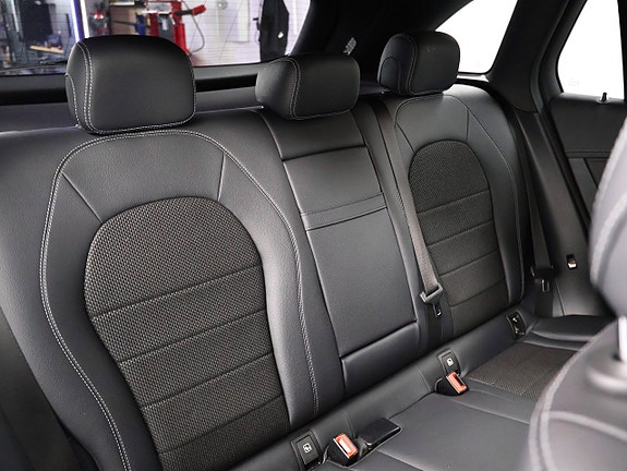 Mercedes-Benz GLC220 d 25 of 30