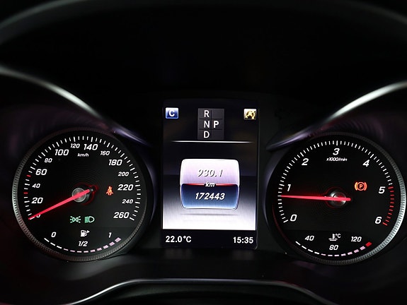 Mercedes-Benz GLC220 d 23 of 30