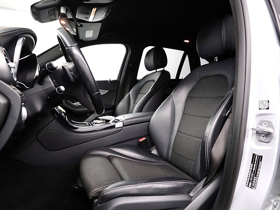 Mercedes-Benz GLC220 d 16 of 30
