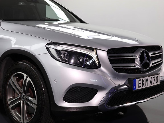 Mercedes-Benz GLC220 d 3 of 30