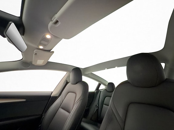 Tesla Model 3 13 of 30