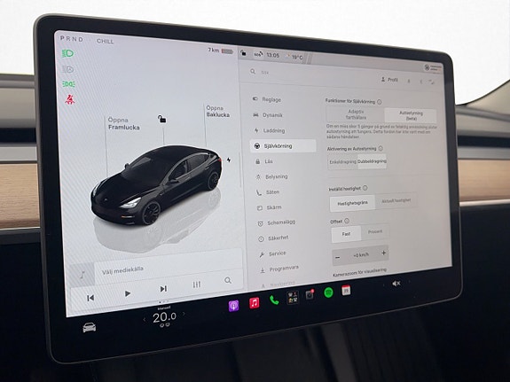Tesla Model 3 21 of 30