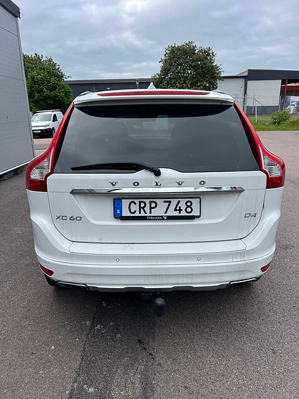 Volvo XC60 22 of 22