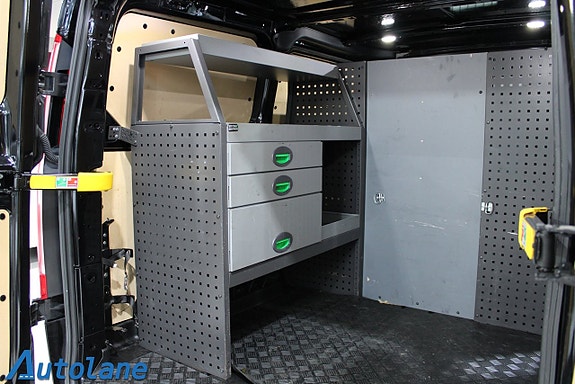 Ford Transit Custom 14 of 27