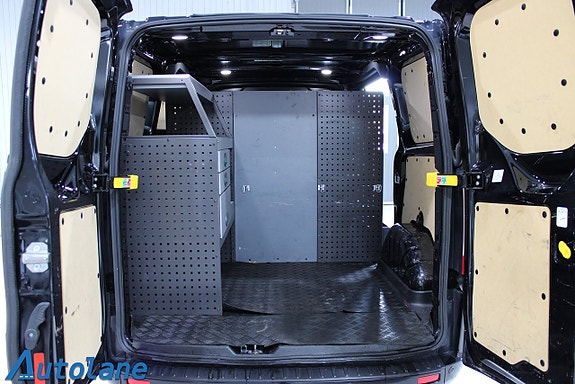 Ford Transit Custom 13 of 27