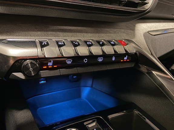 Peugeot 3008 11 of 17