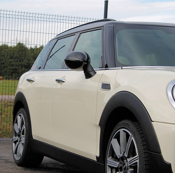 MINI Clubman Cooper 3 of 30