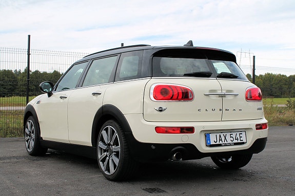 MINI Clubman Cooper 14 of 30