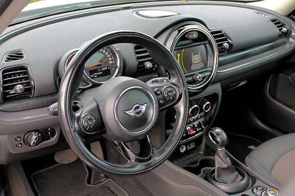 MINI Clubman Cooper 29 of 30