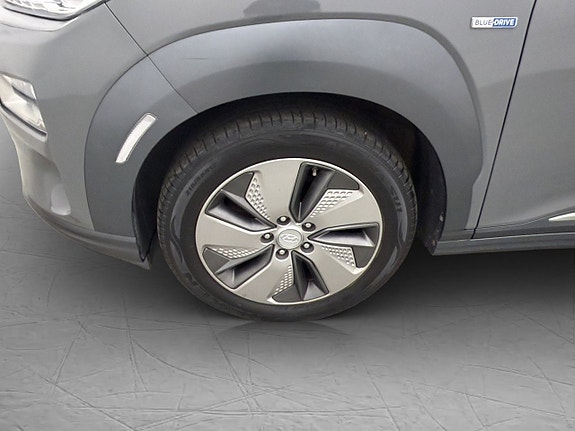 Hyundai Kona 30 of 30