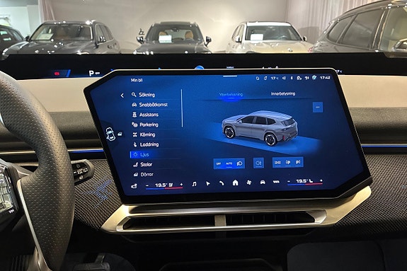 BMW iX3 13 of 19
