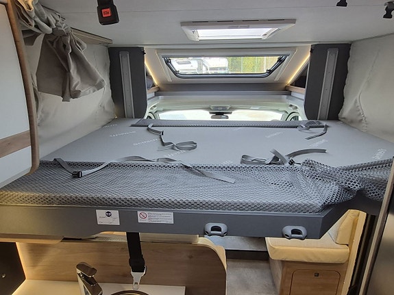 Dethleffs Just Camp T 7052 DBM queensbed, automat, ugn, adaptiv farthållare 20 of 26