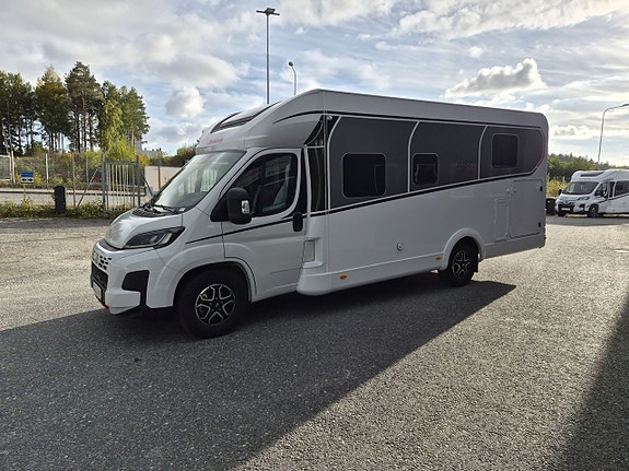 Dethleffs Just Camp T 7052 DBM queensbed, automat, ugn, adaptiv farthållare 4 of 26