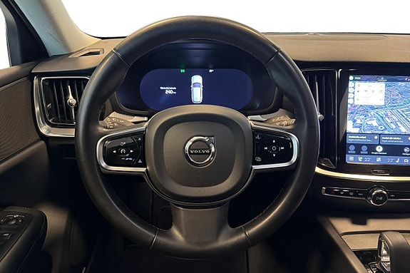 Volvo V60 Cross Country 15 of 30