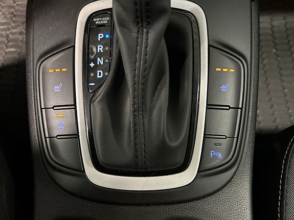 Hyundai Kona 14 of 15