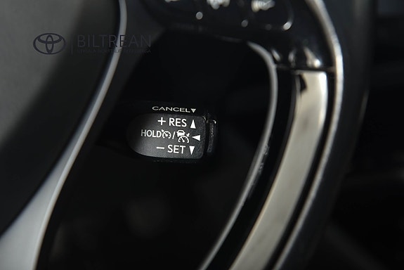 Toyota C-HR 12 of 20