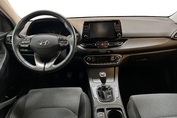 Hyundai i30 8 of 19
