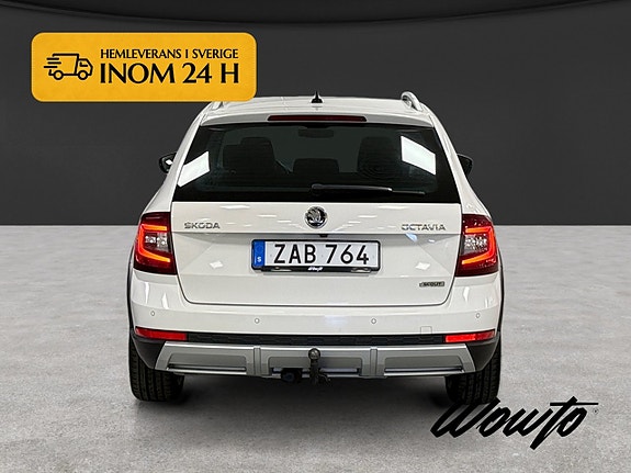Skoda Octavia Scout 5 of 22