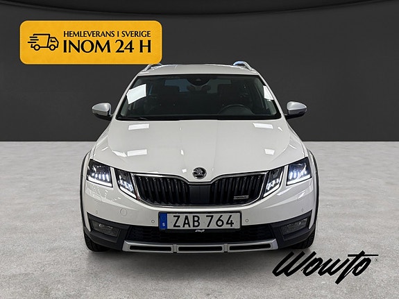 Skoda Octavia Scout 2 of 22