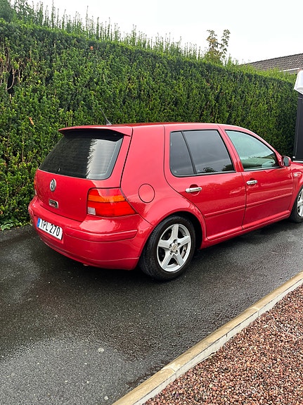 Volkswagen Golf IV 2 of 6