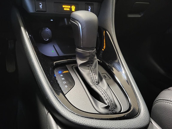 Toyota Yaris 10 of 14