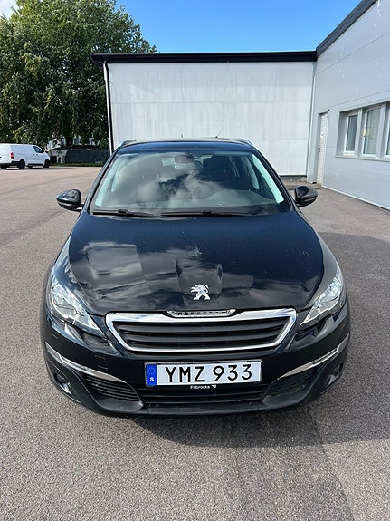 Peugeot 308 SW 23 of 25