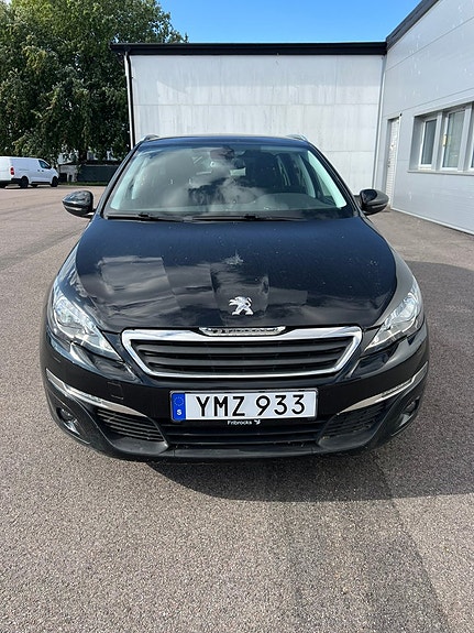 Peugeot 308 SW 24 of 25