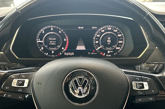 Volkswagen Tiguan Allspace 16 of 25