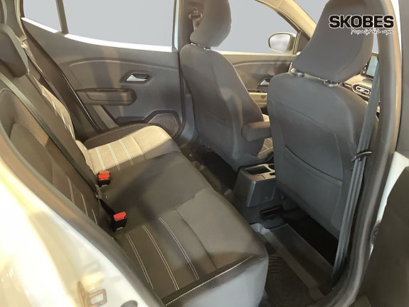 Dacia Sandero 10 of 19
