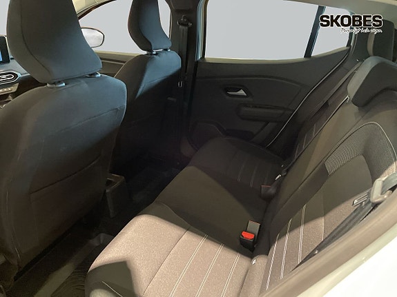 Dacia Sandero 9 of 19