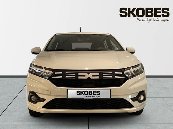 Dacia Sandero 2 of 19